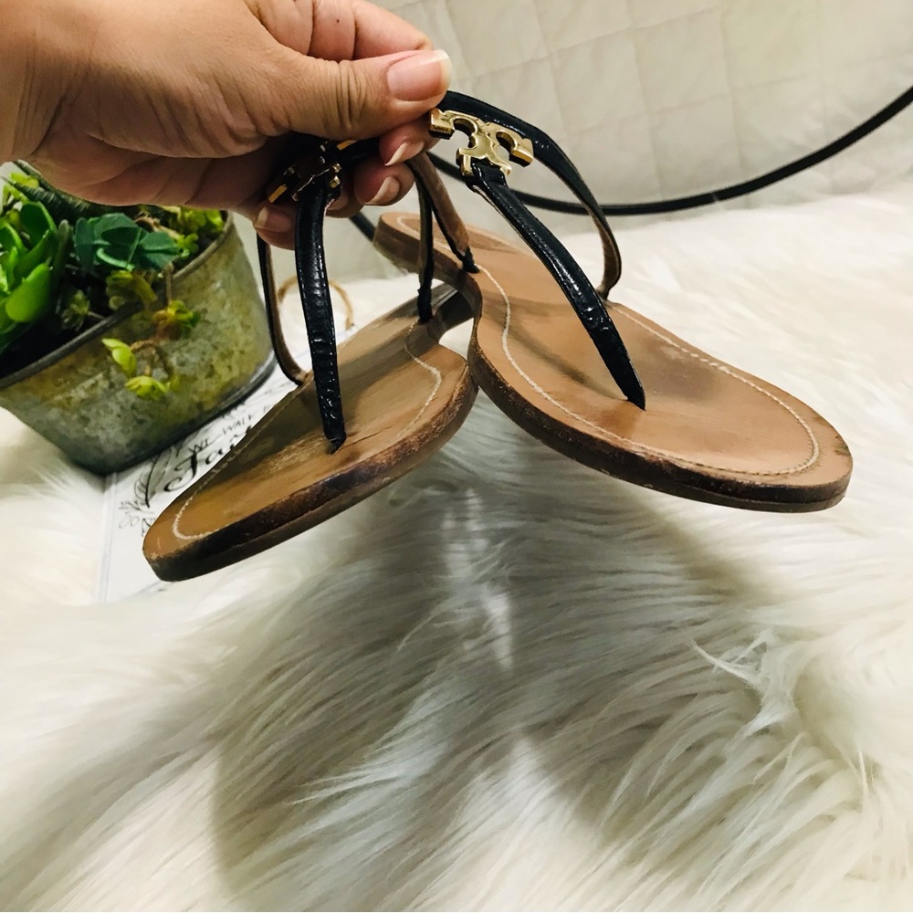 Tory Burch T Logo T Strap Thong Sandals Flats Black Sz 10 - Picture 6 of 11